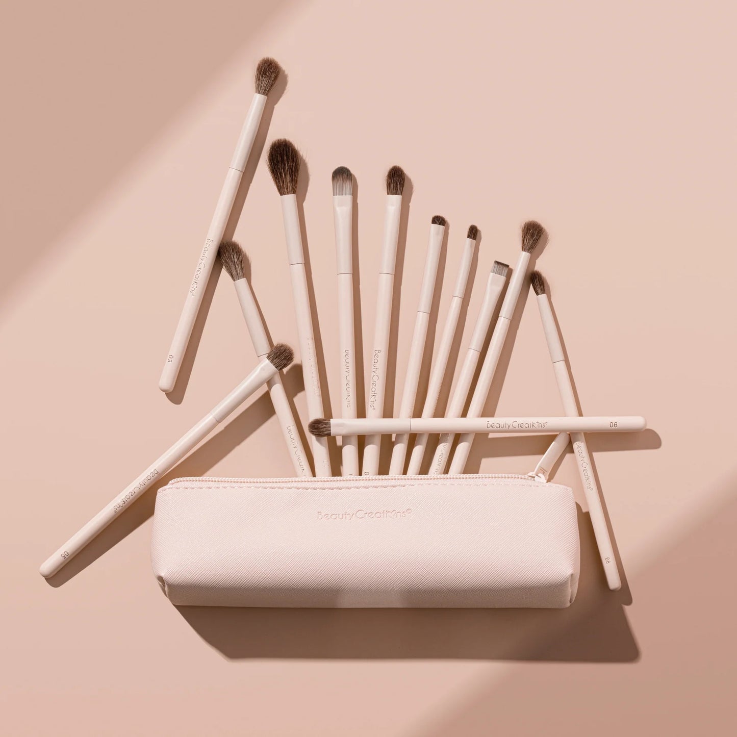 NUDE X 12 PIECE BRUSH SET